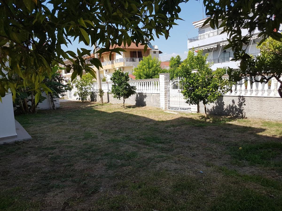Konstantinos Apartments 아무디아 외부 사진