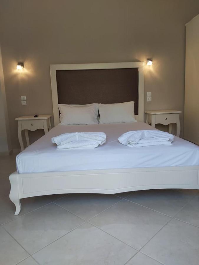 Konstantinos Apartments 아무디아 외부 사진