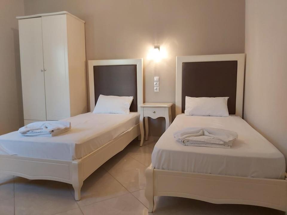 Konstantinos Apartments 아무디아 객실 사진