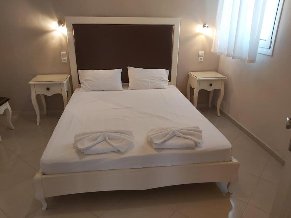 Konstantinos Apartments 아무디아 객실 사진